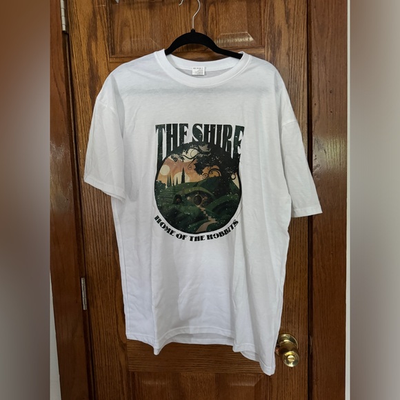 The Shire T Shirt - Picture 2 of 3